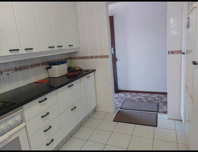 2 BEDROOM APARTMENT FOR SALE IN UVONGO